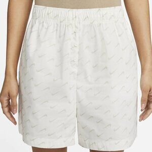 Nike Women's Sportswear Everyday Modern High Waisted Shorts Size M SKU#B2480